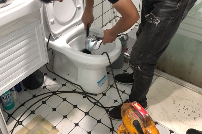 舟曲疏通下水道